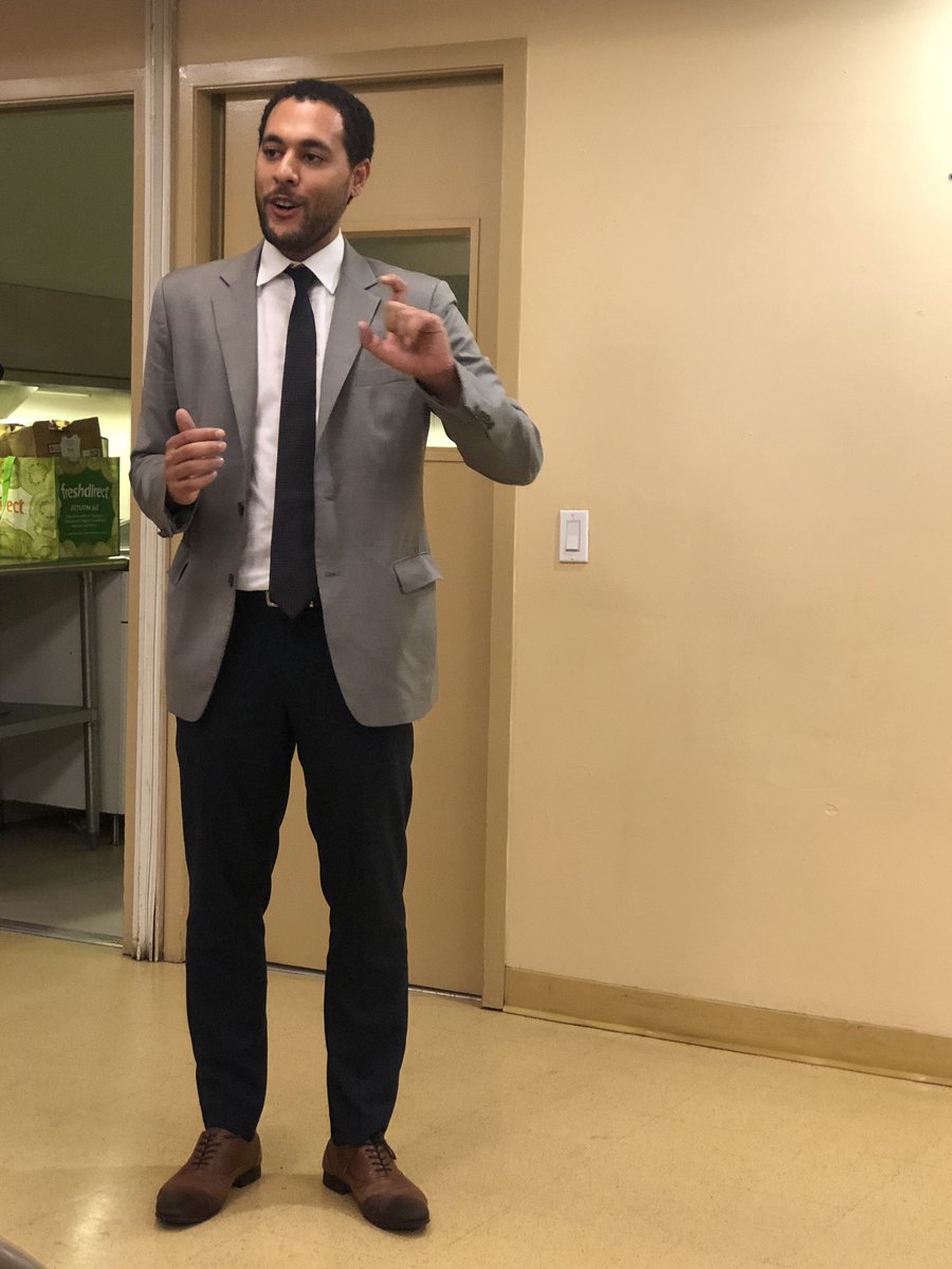 GrandStreetDems's tweet photo. .@ChrisMarteNYC briefs Grand St Dems on his recent meeting in Albany as a newly elected Democratic State Committee person. #GSDFallMtg https://t.co/1zXuShYWZD