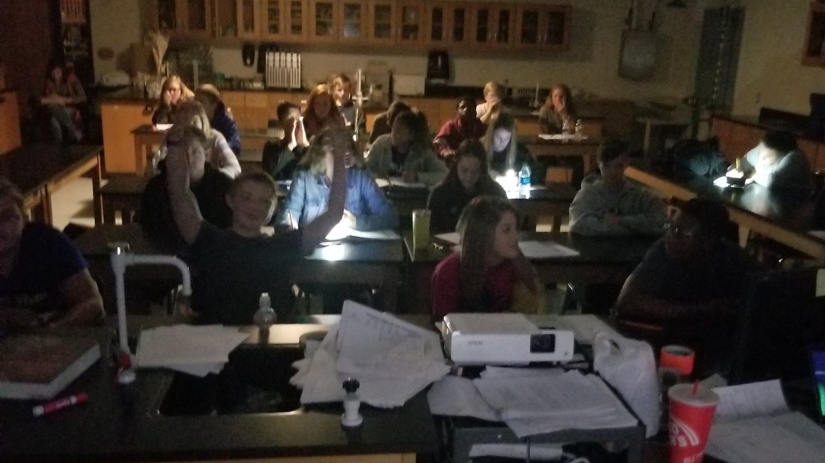 No lights? No problem! Have candlelit (or cell phone-lit) lessons. Great time to study the dark reaction! #calvinBensonCycle #npgr8 #poweroutage