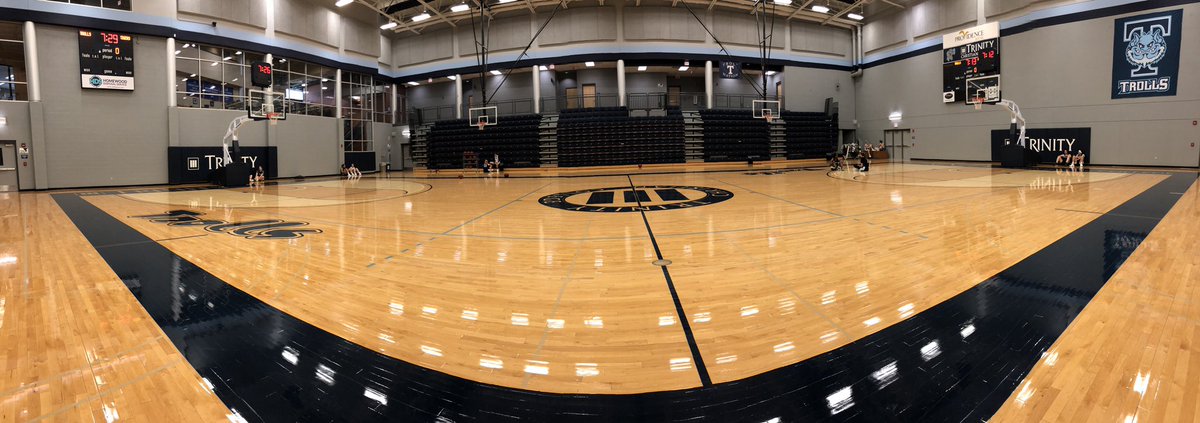 bill_deruiter's tweet photo. Look closer...it's not an empty court. It's an opportunity to talk about our goals, keep eachother accountable, and pray for what's going on in our lives. #PrayerPartners #YesFace https://t.co/PAcGIIyN7F