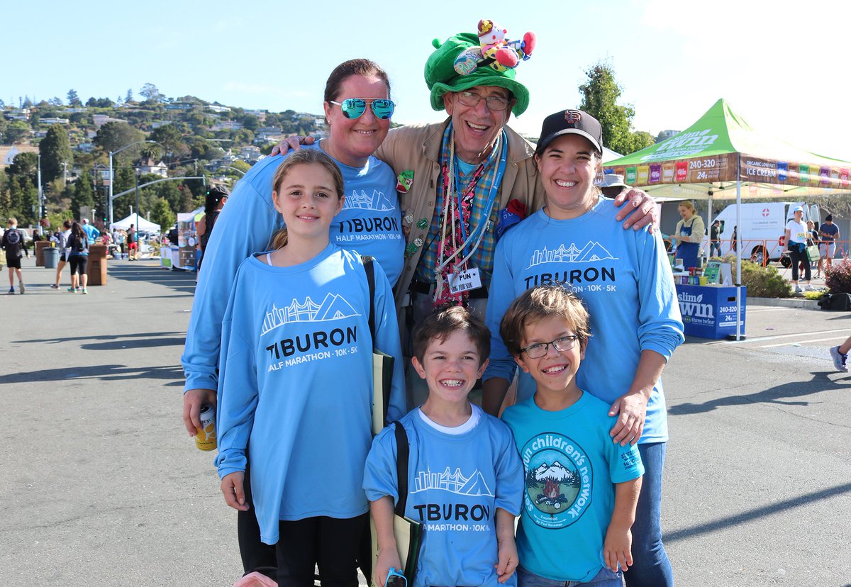 PaintedTurtleCA's tweet image. #TBT to the Tiburon half marathon last weekend, where more than 50 turtles volunteered and 11 participants ran for #TeamTurtle! Special shoutout to camper Maisie for raising over $400 and @titanium_racing for hosting us as the charity partner — we raised over $5K for Camp!