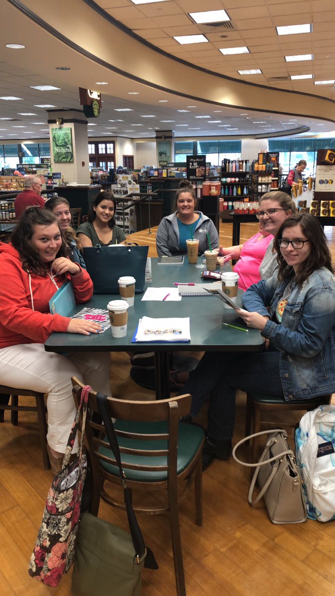 mrs_aubreesmith's tweet photo. Starting out class at Barnes &amp; Noble tonight!! Of course we start with Starbucks ☕️📚📚  #educ233 #booksarelife #butfirststarbucks @IvyTechWorks https://t.co/gchGgaUg9x