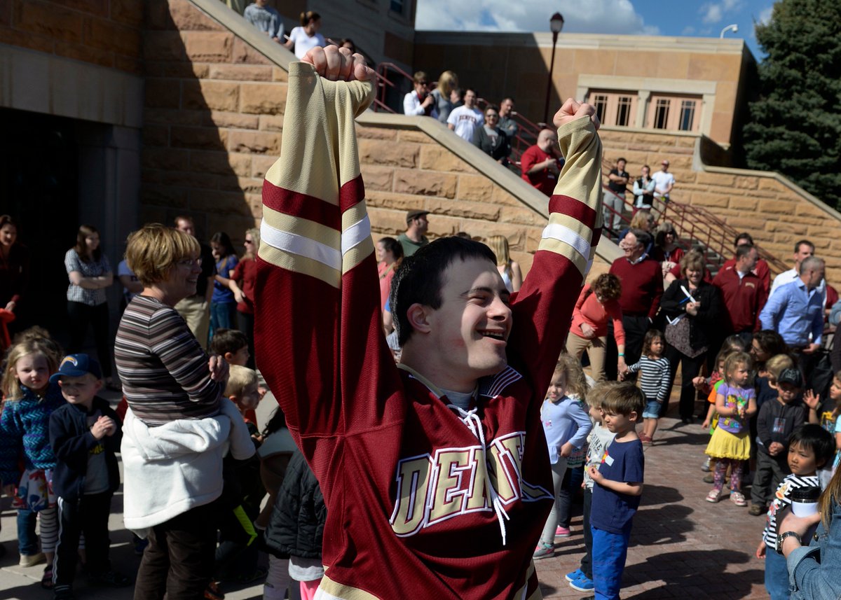 DU_Hockey's tweet photo. Congratulations to Peter Naffah on being named 2018 @SpecOlympicsCO Male Athlete of the Year 

Your boys couldn't be prouder, Petey #PioneerTogether https://t.co/VUGvjuuTjU