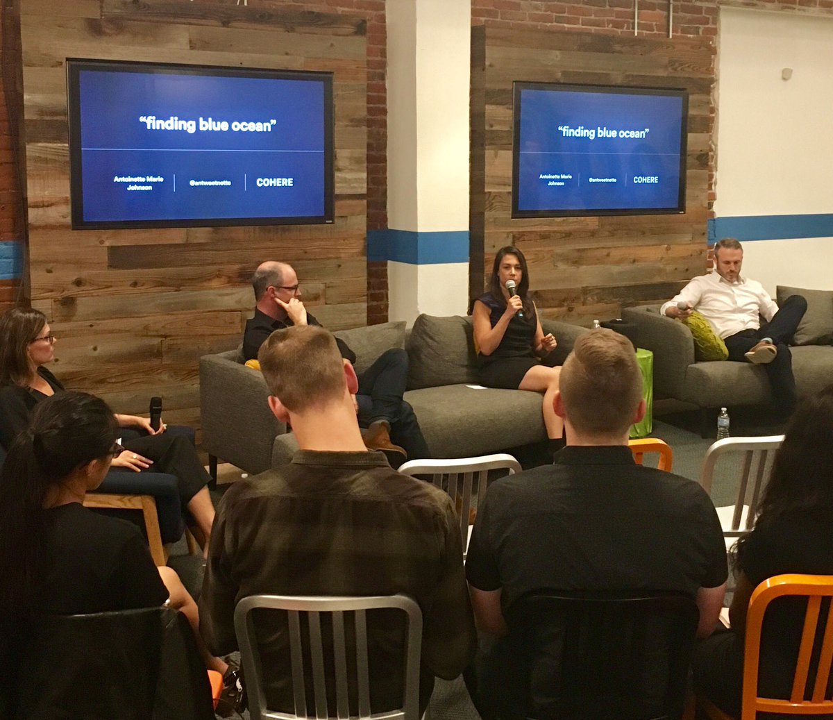 HeroDigitalHQ's tweet image. “What’s the journey from the moment you hear about it, see it, click the link? How can you go deeper into that experience?” - @antweetnette of @cohere_co #designphilly #designpurpose