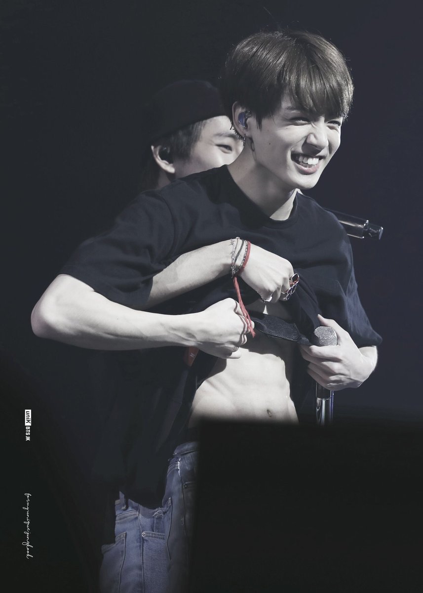 kookpiics's tweet photo. #JUNGKOOK #전정국 #정국 @BTS_twt https://t.co/kkeQgyXps0