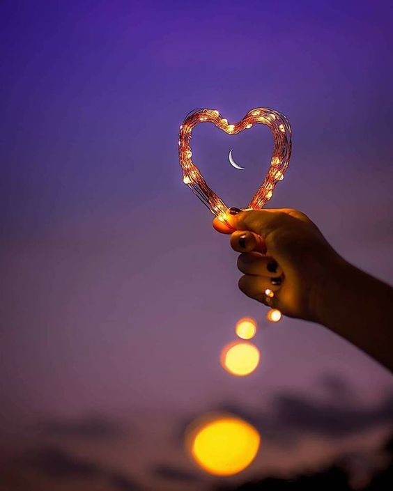 stringlights242's tweet image. Love, Love, Love...