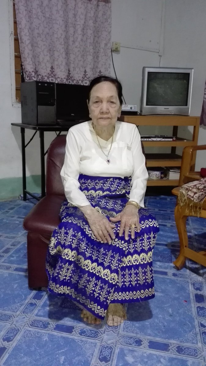 ကမၻာ့ဆရာမ်ားေန႕