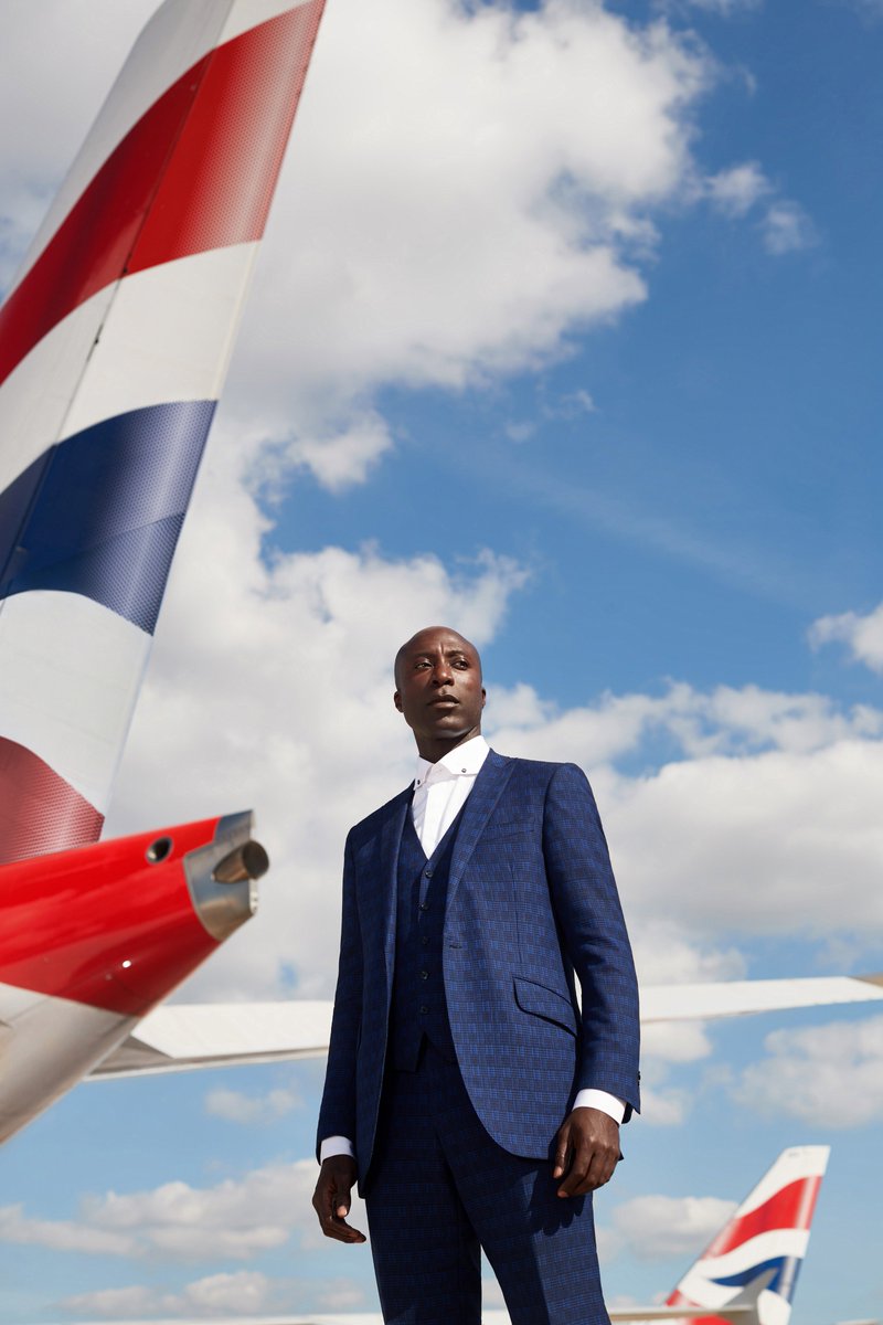 El diseñador británico #OzwaldBoateng diseñará los nuevos uniformes para #BritishAirways.

Un aproximado de 32,00 empleados portarán su diseño con motivo del centenario de la aerolínea a celebrarse el próximo año.