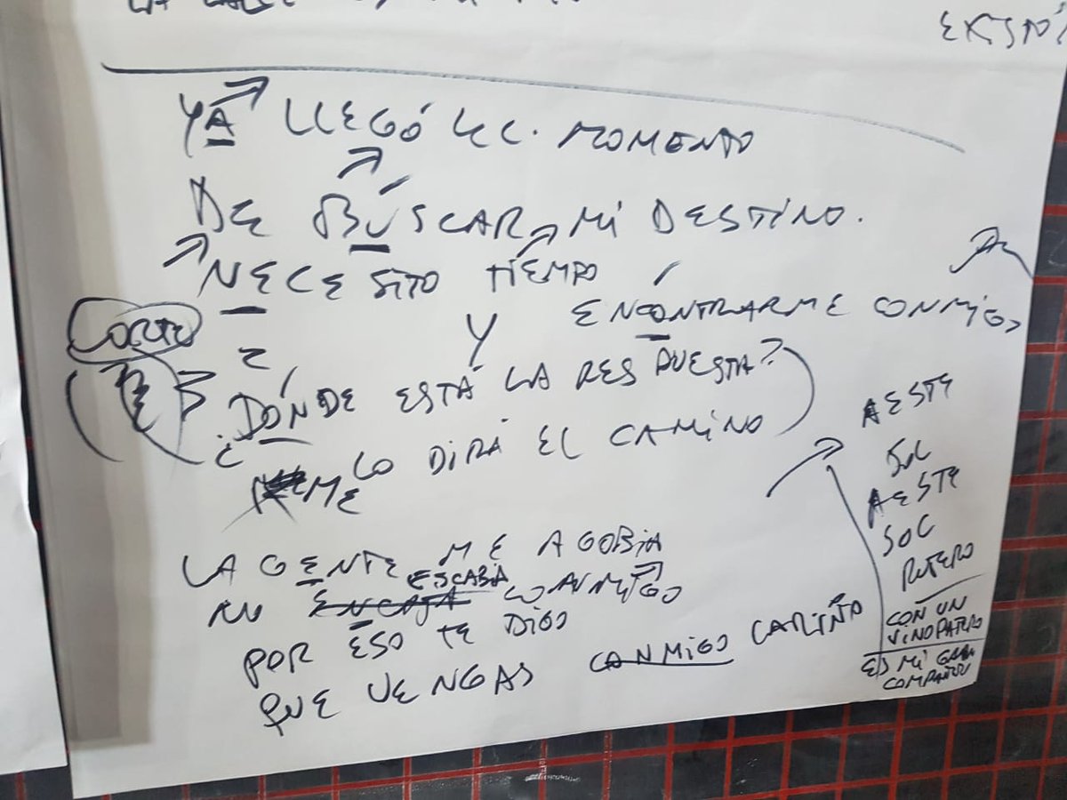CarlosEspsito2's tweet photo. Taller fábrica de canciones con Edu Schmidt en Secundaria 8 orientada en música.Una propuesta fantástica de composicion colectiva con los alumnos del Conservatório como invitados https://t.co/jNllJJrouH