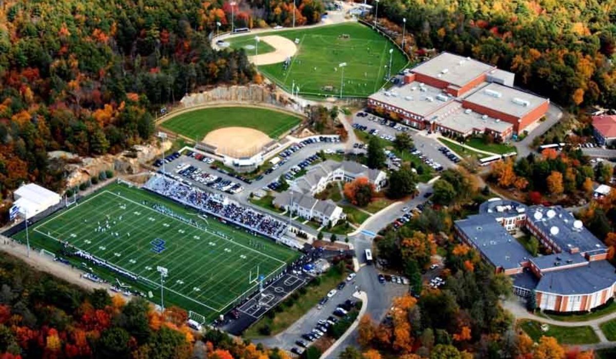 beyond excited to announce my commitment to endicott college to play lacrosse for the next four years. huge thanks to my family, coaches and teammates, i couldn’t have done it without your support, pushing me to be the best i can be each and every day!! #greatdaytobeagull 💙💚🐦