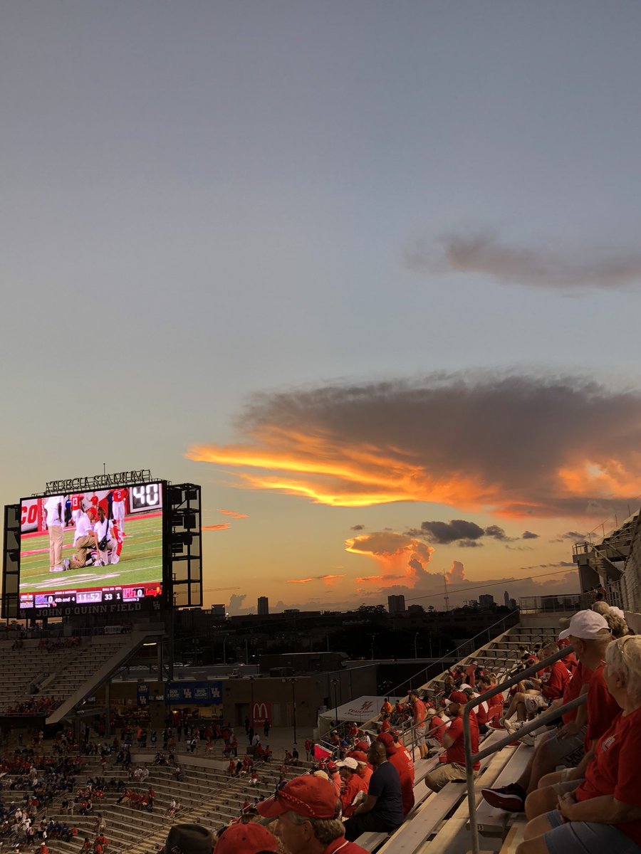 sgmcneil's tweet photo. #HTownTakeover https://t.co/goIXMFW31J