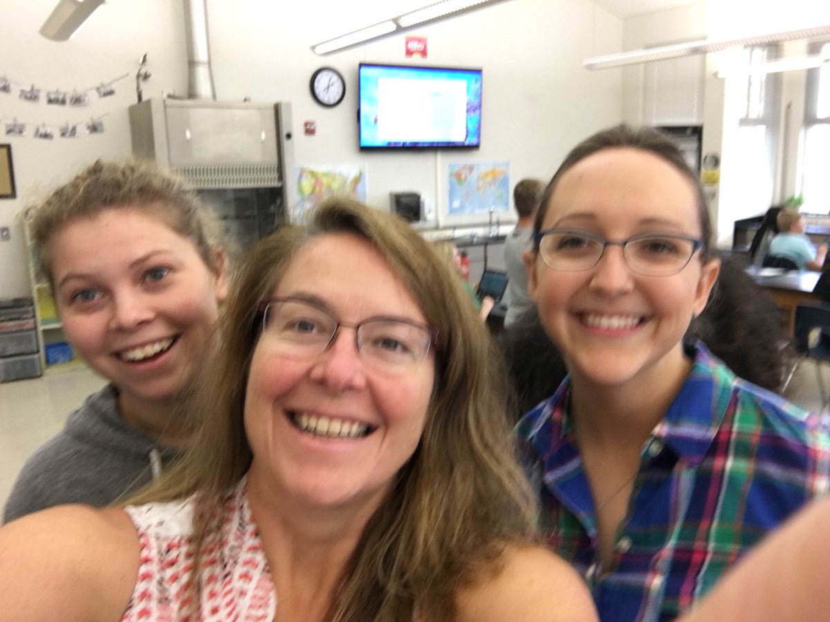 Chloe Bombardieri tweet media