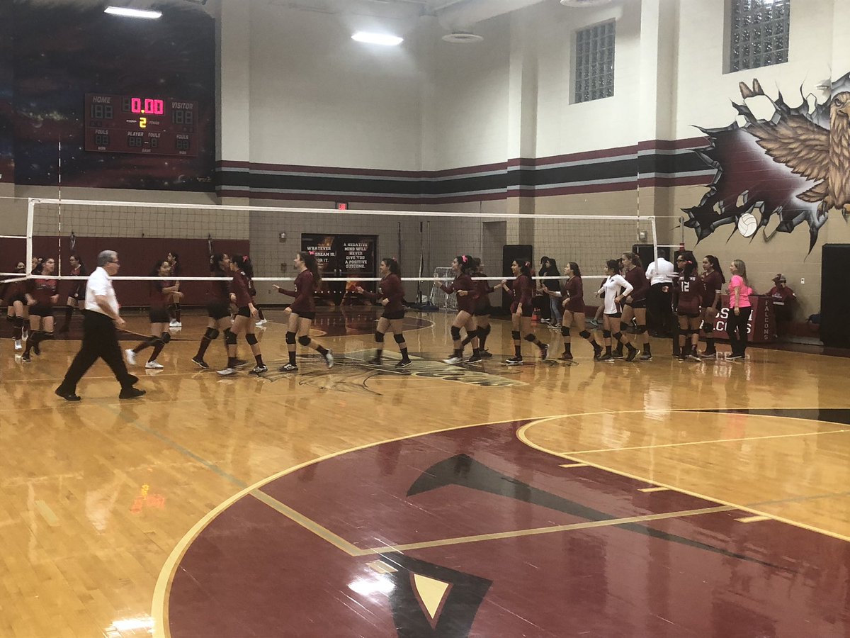 fossumfalconms1's tweet photo. Great victory! 8th grade dark team wins! https://t.co/yaX8esBk8B