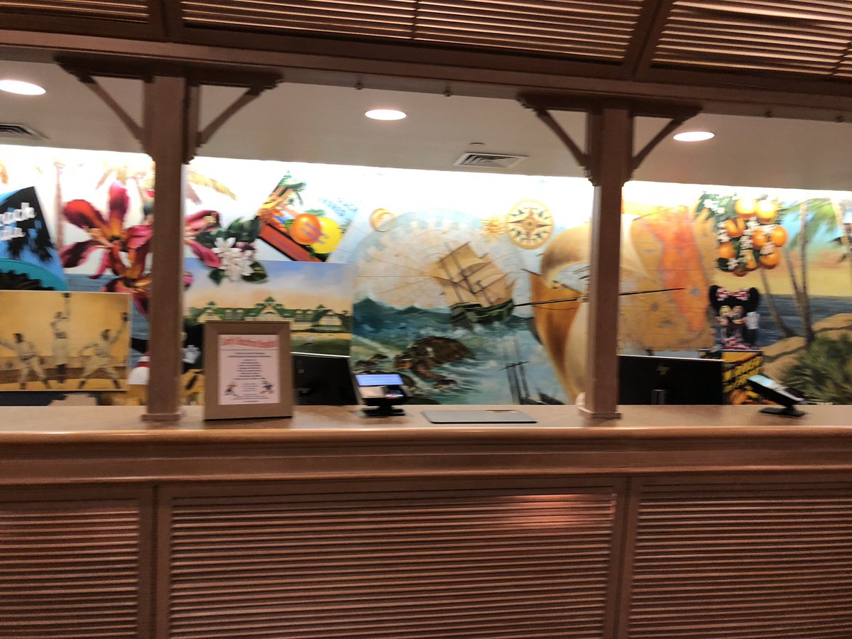 RachelMoreaux's tweet photo. Disney Vero beach. Awesome front desk service.  #disneyfail #needmorehelp #dvcmember https://t.co/ZckJz5zyn3