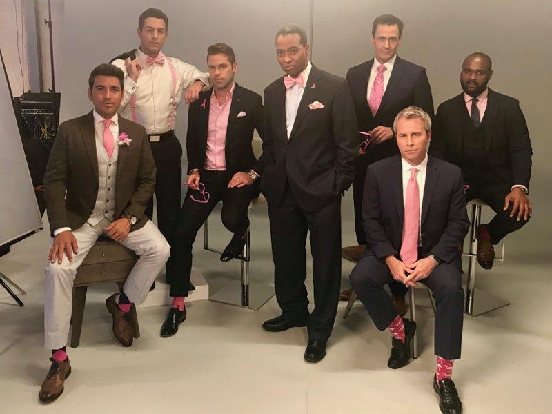 77lsquared's tweet photo. Good men 💞RT @KPRC2Khambrel: Supporting Breast Cancer Awareness month with my @KPRC2 brothers!
@KPRC2Justin @KPRC2Eric @KPRC2Andy @KPRC2Brandon @KPRC2Jonathan @KPRC2Dominique @KPRC2Rachel #KomenStrong https://t.co/NPwnetchuD https://t.co/o5ta9S8d6l