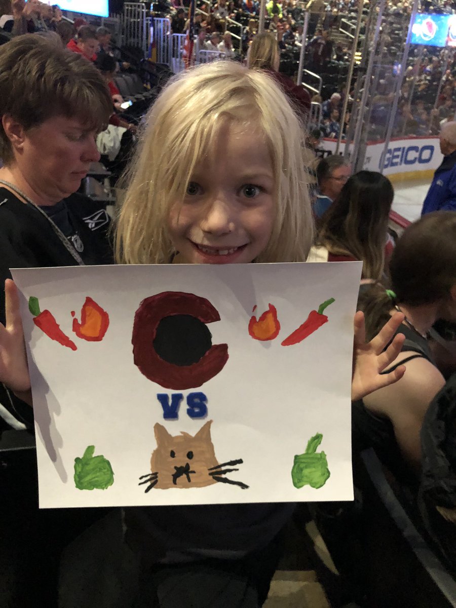 evelynraye's tweet photo. Let’s go, boys!! #GoAvsGo @Avalanche #signgame https://t.co/2XBWinKaGB