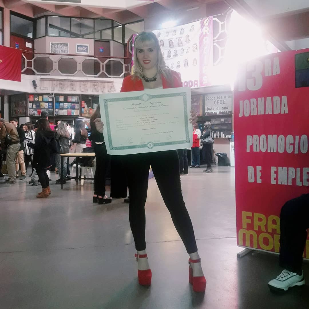 Anttonellaaa's tweet photo. Y LLEGÓ EL DIA...
TANTA FELICIDAD LLEGÓ
MI TAN ANSIADO TITULO !!
SIN DUDAS LO MEJOR QUE HICE EN MI CORTA VIDA.
CONTADORA PÚBLICA.🎓🎓 https://t.co/TYhPKryVI6