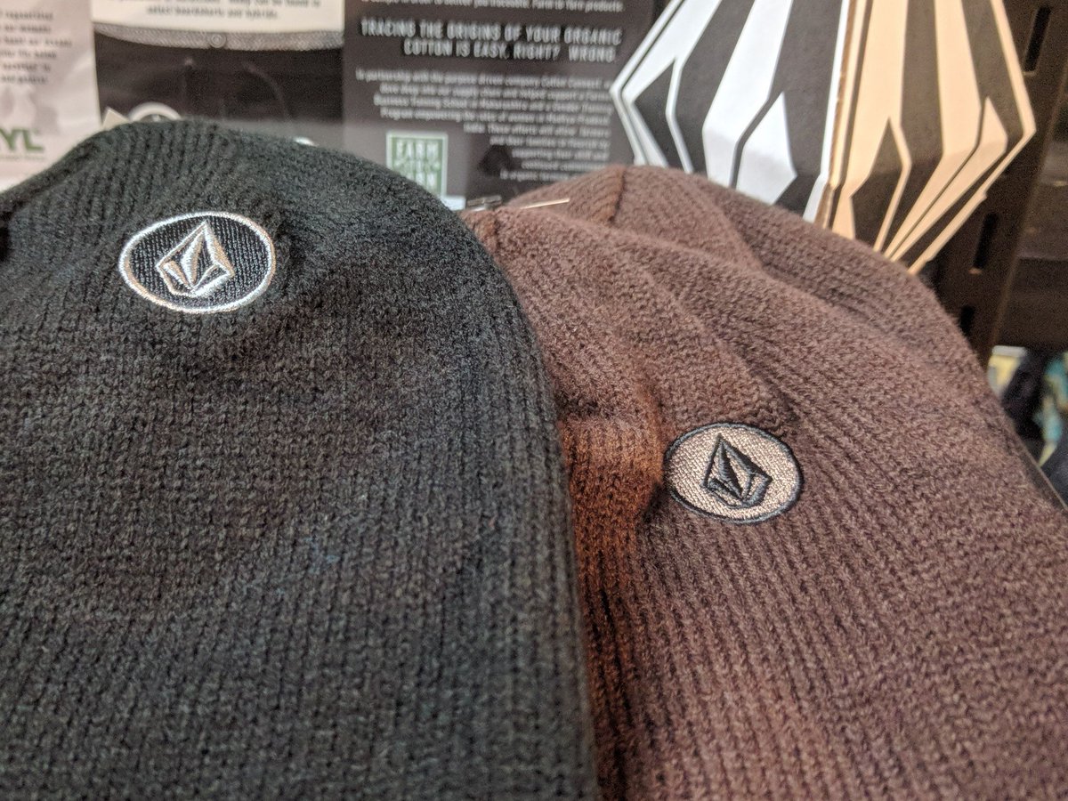 Keep those ears warm this fall! Lots of fun beanie styles, colors and designs to choose from, like these from Coal and Volcom.

#themostfunwins #experiencelindenstreet #lindenisforlovers #oldtownfortcollins
