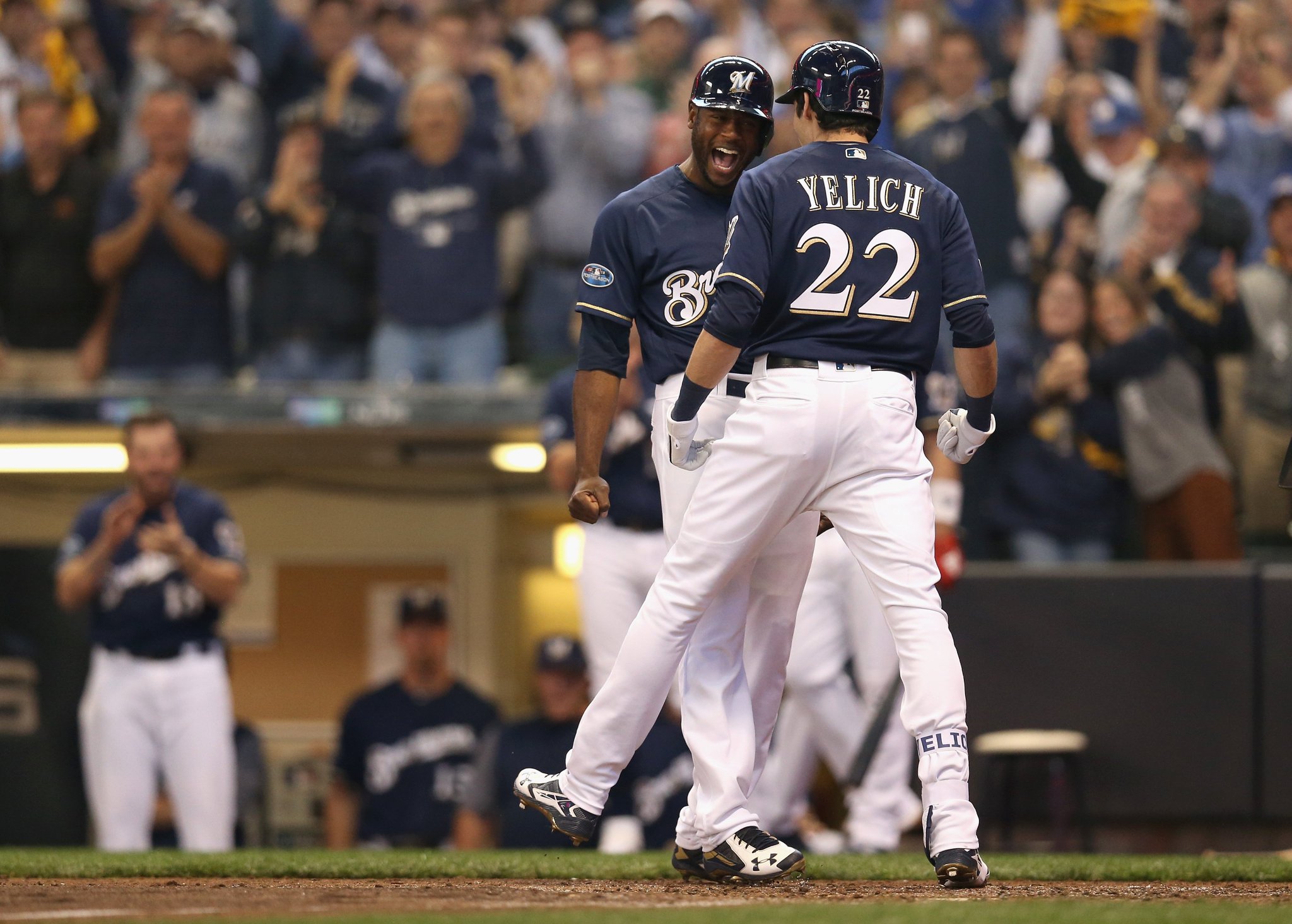 Bleacher Report on Twitter "Game 1 goes to the Brewers, 32 https//t