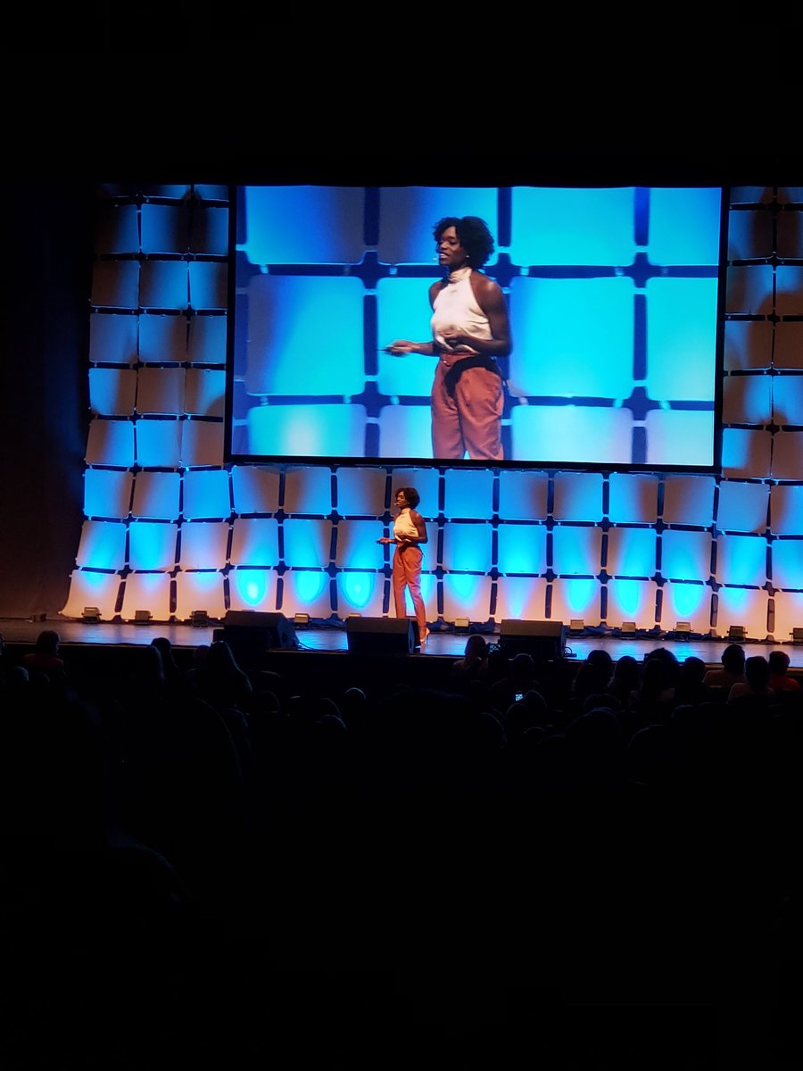 Jenn_HW's tweet photo. So glad I got to hear @DHarp100mH speak today! #WillYouJump #ahatalks #momentsthatmove #ahawss2018 #StL #ChixRock https://t.co/9MOPHQRlCz