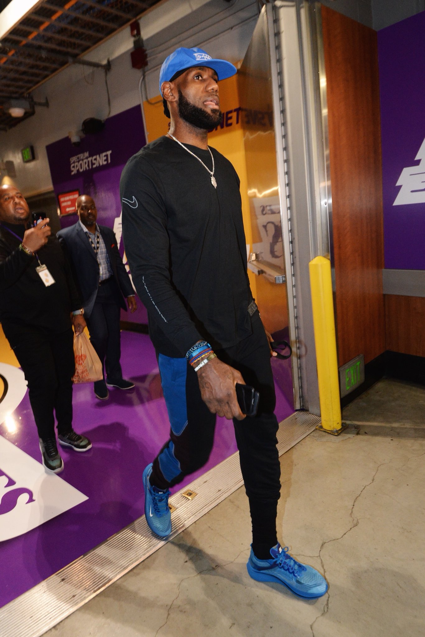 Nike zoom fly outfit sale