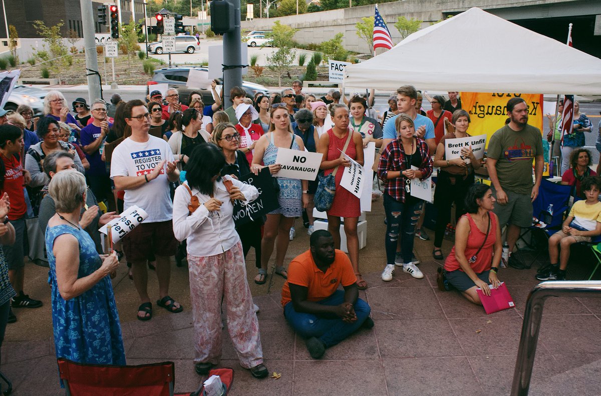 mohsdems's tweet photo. Some of our members were at @occupythe100 were you? Join us at Senator Blunt’s St. Louis office until the SCOTUS nomination vote. Help us hold our senators accountable and show that we #believewomen!

Photos by MOHSD member @sunny_llu https://t.co/OQwKXW2S79