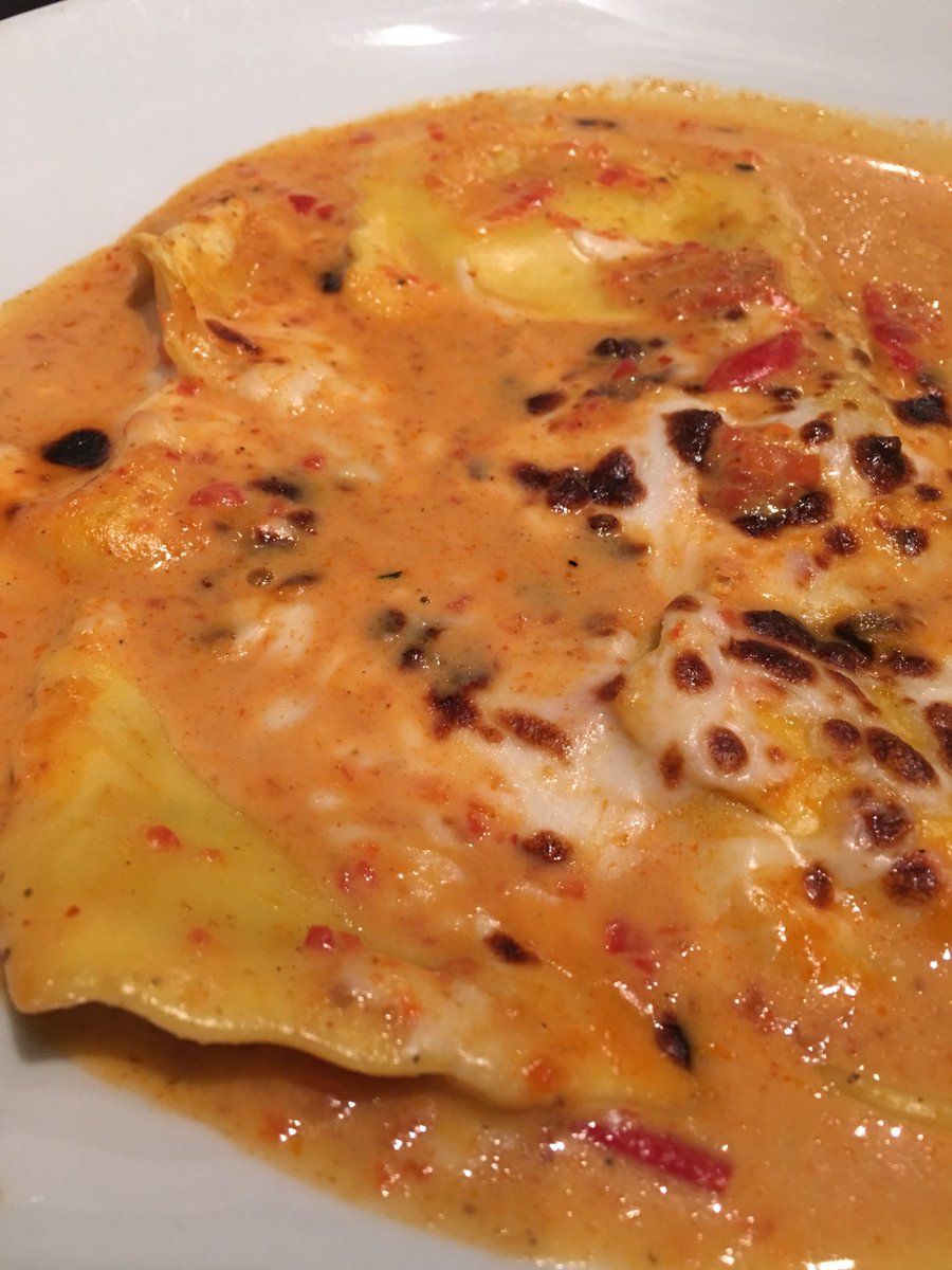 SushiSiam's tweet photo. Ravioli: Ricotta stuffed spinach pasta in a curry beurre blanc sauce. https://t.co/l61wTWvVUw