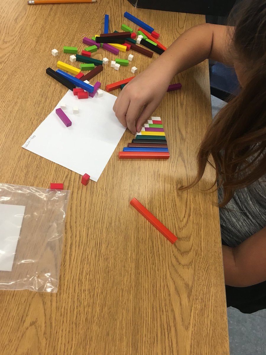 gagne_k's tweet image. Finding value using cuisinaire rods! What is the value when “white”represents 100? 1000? #thinkingaboutmath #mathchallenge @BellviewBobcat