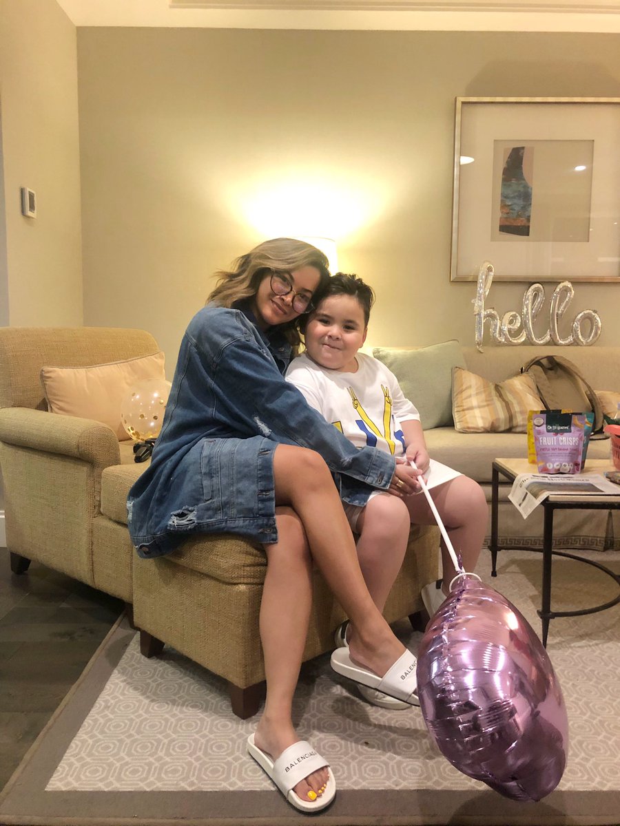 HEARTDEFENSOR's tweet photo. hanging out with Baby Baste aka our life is made 💙 https://t.co/6W8Wnk0xv2