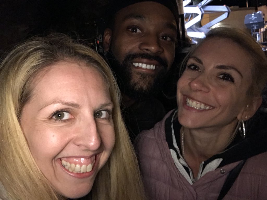 batchio_81's tweet photo. Awesome today meeting these delicious humans @jesseleesoffer &amp; @RoycedaVoyce. Both such nice guys! 
The crew of @NBCChicagoPD were so welcoming and so accommodating we feel so lucky and blessed to have met them today! ♥️🙏🏻♥️ https://t.co/CmGgFK7DSb