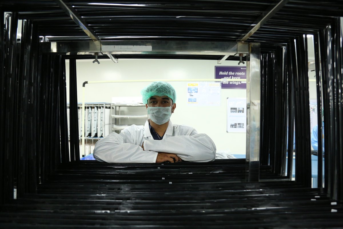 XiaomiIndia's tweet image. Few facts about the new #MiTV factory: 
* Total campus area = 32 acres
* Employees = 850+ people
* Production capacity = 100,000 Mi Smart TVs per month by Q1 2019
* We will start producing Mi Smart TV 32 &amp;amp; 43 for now and will evaluate other models next year. #DesignForIndia