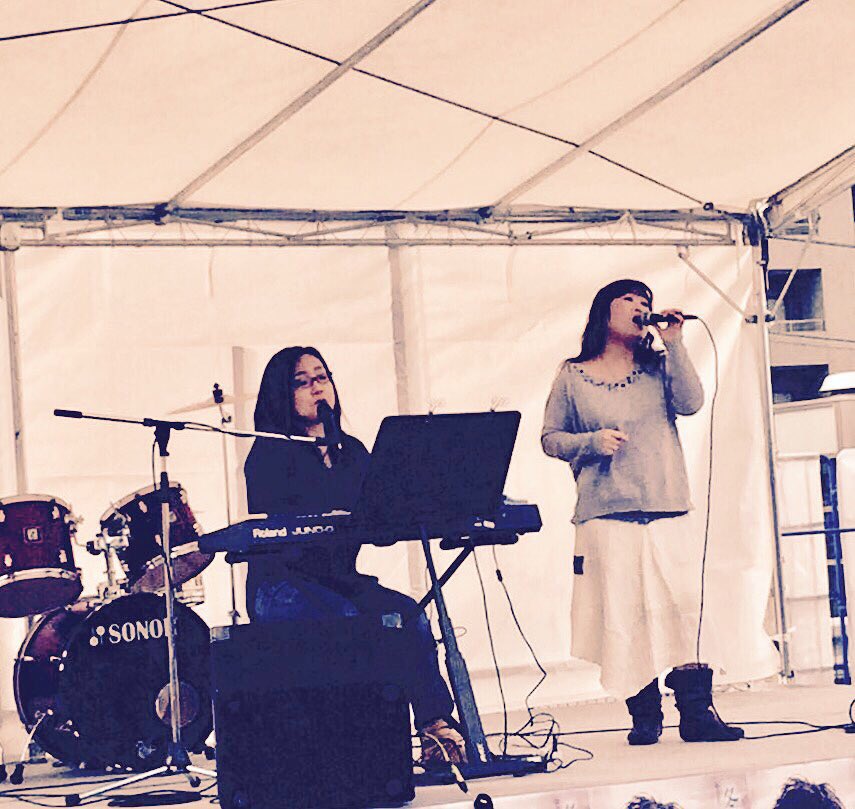 3SUNSUNSUN's tweet photo. 明後日7日は
3SUNの日＾＾ ライブ二本立て✨

お昼間は此方
さぎぬま秋まつりです🍁
14:40〜出演します
フリーライブ！

そして夜は
町田ivy ✨
19時開演
1,500円(1drink付)

3SUNは
20:30〜です。

どちらも素晴らしい演者さんとの対バンで楽しみです💖

#さぎぬま秋まつり
#3SUN
#町田ivy
#ひばり https://t.co/jCJHVusXUW