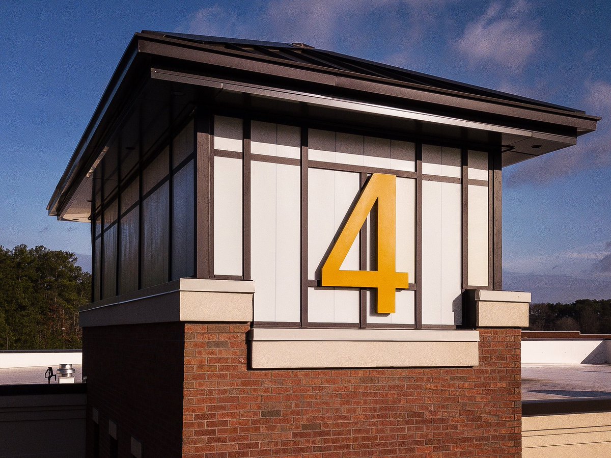 POH_Architects's tweet image. Prominent signage identifies local iconic fire station.
#americanarchitecture #design #building #architecture #inspiringspaces #modernarchitect #poh_architects #brick #tower #exterior #architecturephotography #firestation #firehouse