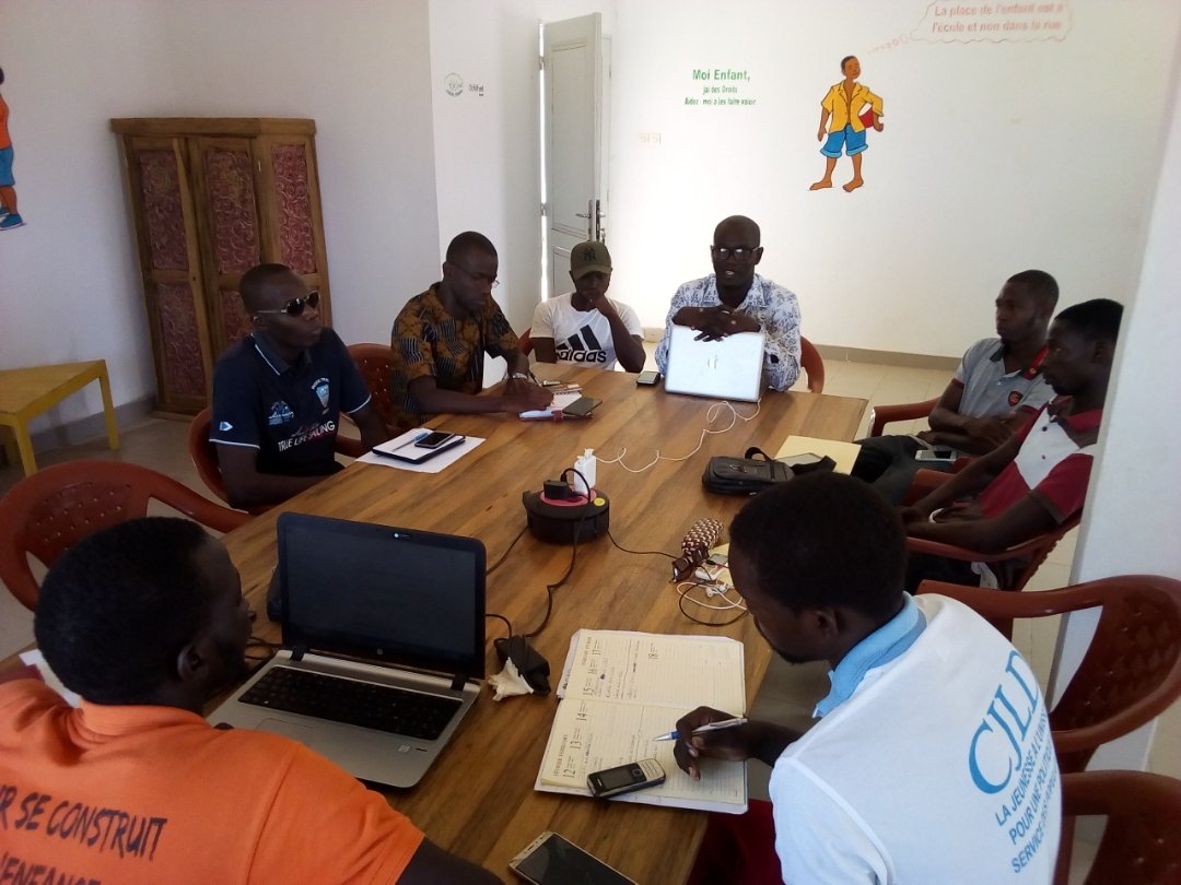 ziza_manager's tweet photo. Don de Sang prévu le Samedi 13 Octobre 2018 au Lycée Seydina Issa Rohou Lahi des parcelles Assainies.
Venez nombreux pour sauver des vies.
Un retweet = Une vie Sauvée
#kebetu #senegal #protection #afrique #children #formations #education #APEsenegal #UNI_PRO @apesenegal @ape https://t.co/nHRR3NCsLd
