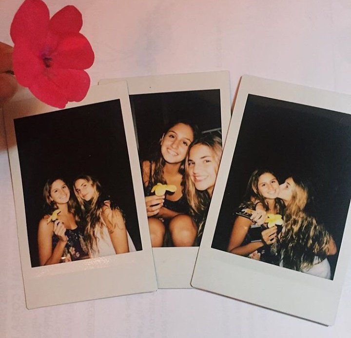 Não existe sensação melhor do que saber que alguém se importa com você e tá ali sempre. Te amo!❤ <a href="/luchehab/">Luana Pereira</a> ( <a href="/xjaadepicon/">Jadoca.</a> @mafenobregaaa16 <a href="/chriiszanirato/">Chris Zanirato.</a> @enricocredidio @_enzocredidio <a href="/JoGui_avila/">JOÃO GUILHERME</a> )