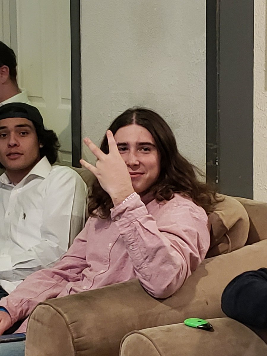 Believe it or not, his names not Tarzan! Introducing Dawson Emery, a redshirt freshman from the dirty Zag looking to find himself a "noice sorority gal" and settle down

Strengths: hair flow, fade route
Weaknesses: 3 in 1 dove shampoo