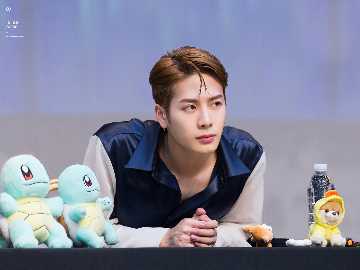 doubleaction_94's tweet photo. 나는 왜일어케 잘생겻을까 💬💬 https://t.co/D1ZXAsmRhQ