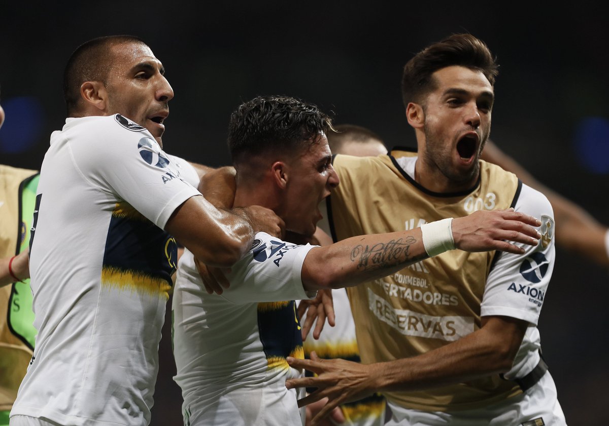 BocaJrsOficial's tweet photo. ¡Todos juntos! 
¡Unidos por un mismo sueño!  

#VamosBoca 👊 https://t.co/gbj4pWy3dl