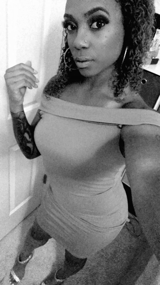 DBtheDB45's tweet photo. Championship Party #pretty #iCanDoBoth #momAthlete #sexy https://t.co/lvxqtmljpD