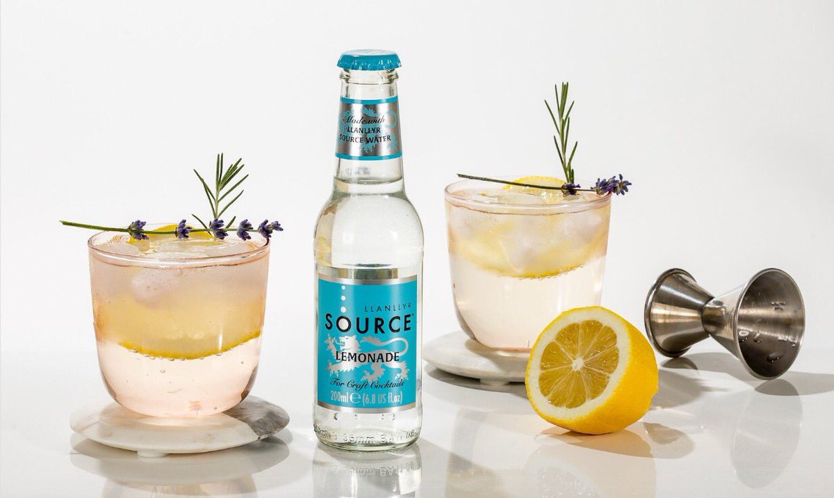 LlanllyrSource's tweet photo. Mix it up!  #NationalVodkaDay 

#LemonadeVodka #DiscoverSOURCE https://t.co/BloYI167vg