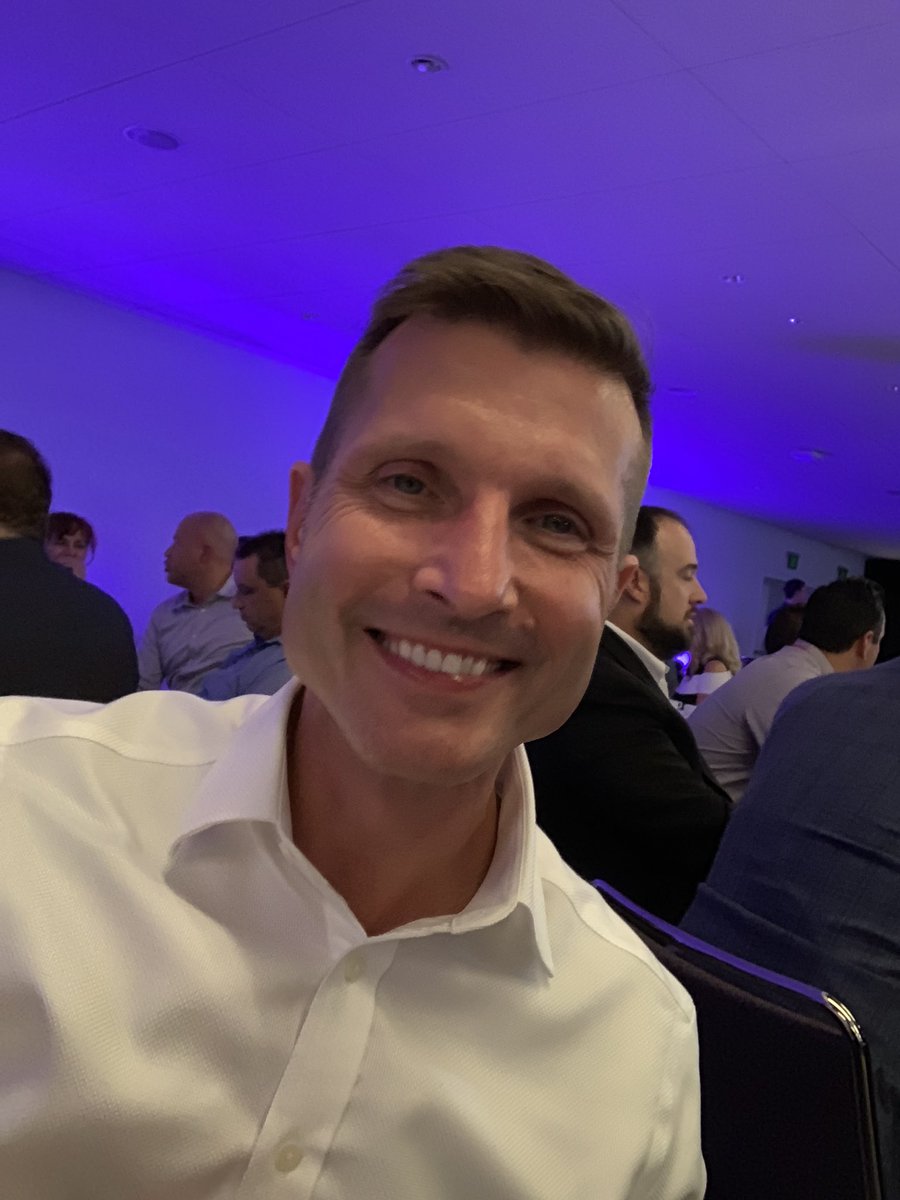 Treylmix's tweet image. Business made fun. Channel Connect 2018 Monterey CA #channelconnect #drivetoconvergence