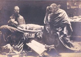 laonglaan__'s tweet photo. "The Death of Cleopatra" #Modelling101 https://t.co/fKX8dJk1vQ