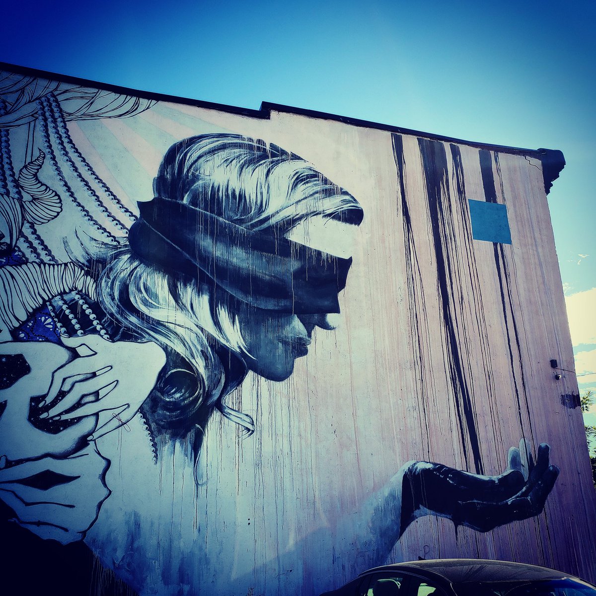 I love this picture #blindfolded #blindfold #wallart #graffitiart #graffiti_aroundtheworld #graffitigram #graffiti_n_wallart #graffiticulture #graffitipainting #graffitiphotographer #graffitiphotography #denvercolorado #denverphotography #denversbest #denverco #denverart #denver