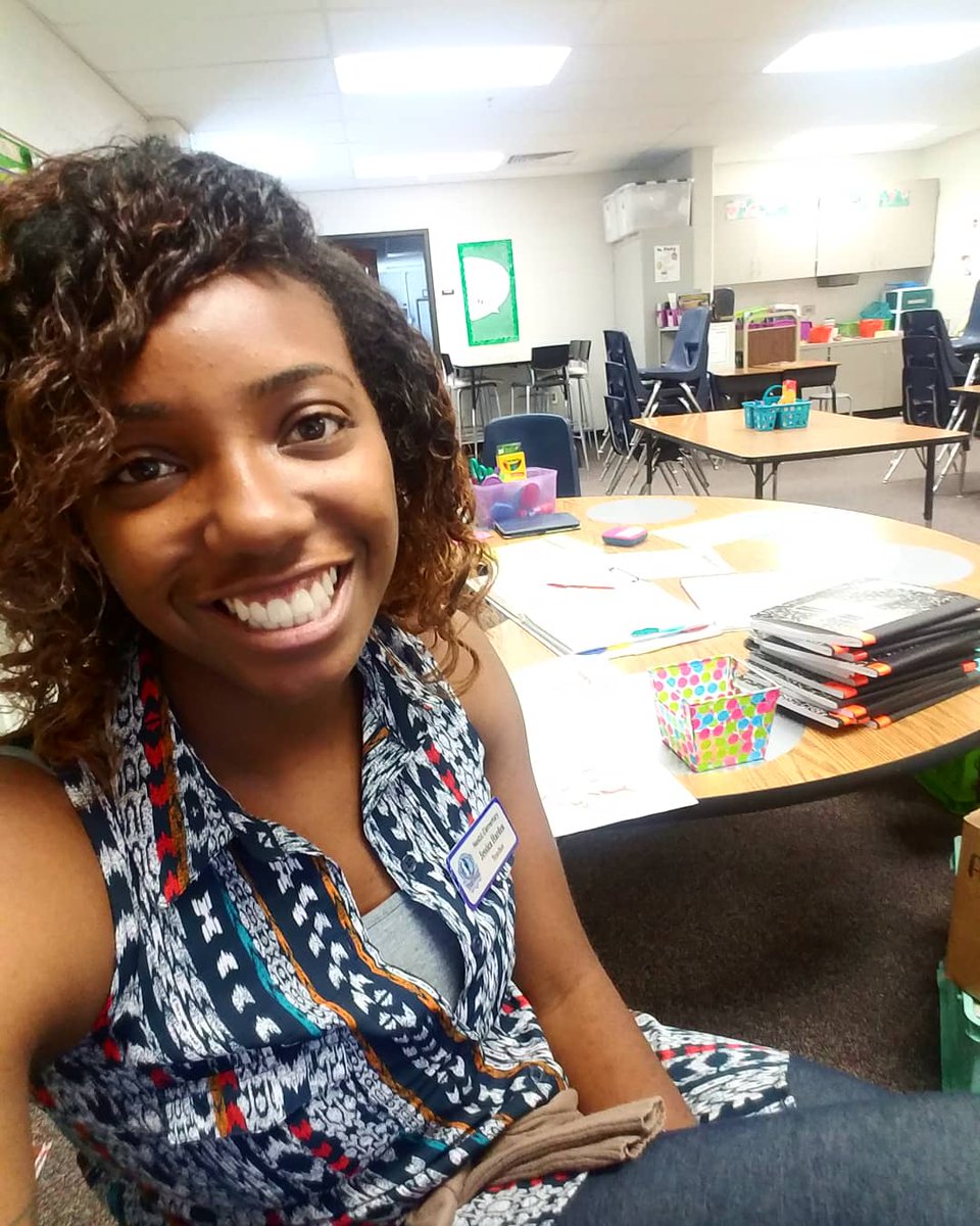 Back in the classroom for my 2nd year of teaching 4th grade. So much growth from Year 1. Committed to my new set of littles.

Been busy...🤷🏾‍♀️#tbt #secondyearteacher #teacherlife #theycallmemissharden