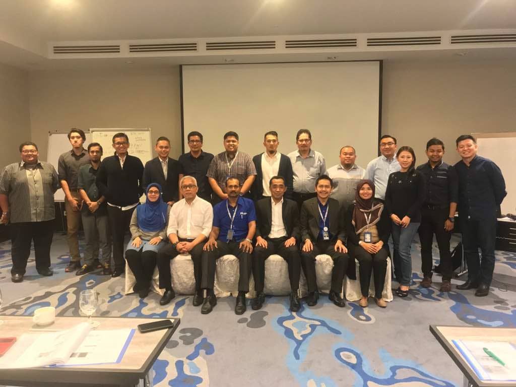 121advisor's tweet photo. MBSB Bank: Train the Trainer.
Training on the Referral Management System (RMS)
#121advisor #training #referral #system #RMS https://t.co/j2f3uEWcu3