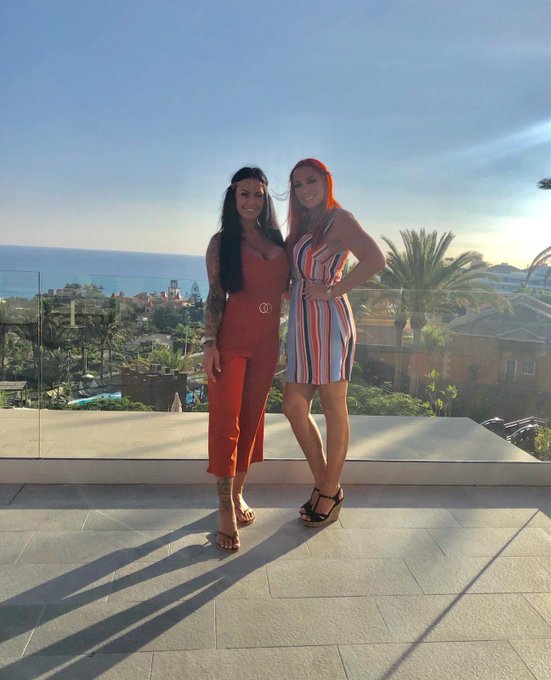 Love this girl @KerryLouise_xxx  take me back 😍😍😍👯 https://t.co/dUWJ0hmKMQ<a class="tags" target="_blank" title="On Twitter" href="/?out=eyJ0eXAiOiJKV1QiLCJhbGciOiJIUzUxMiJ9.eyJpYXQiOjE3MjIxMDYyMDMsImlzcyI6InR3cG9ybnN0YXJzLmNvbSIsIm5iZiI6MTcyMjEwNjIwMywiZXhwIjoxNzUzNjQyMjAzLCJyZWRpcmVjdF91cmwiOiJodHRwczovL3R3aXR0ZXIuY29tL0tlcnJ5TG91aXNlX3h4eCJ9.GMVULh5QYbqrXcuUV94KtXZelaJCs9_1JNHDTDqgyri6BAK-ORAlUV8wEVp7Nw3WXYJsNHQzC-9jbcN0ofGmBA">@KerryLouise_xxx</a><a href="/tag/newprofilepic"class="tags"><span>#newprofilepic</span></a>