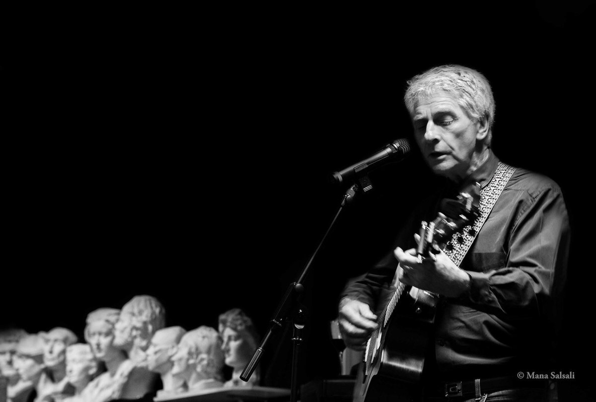 The ex-lead singer of New World will be performing his solo catalogue from his new CDs with a backing band, surrounded by the artwork from the RQAS Biennial Young Artist Award. Drinks and nibbles provided. #livemusic 
Book Now for early bird tickets! rqas.com.au/event/such-is-…