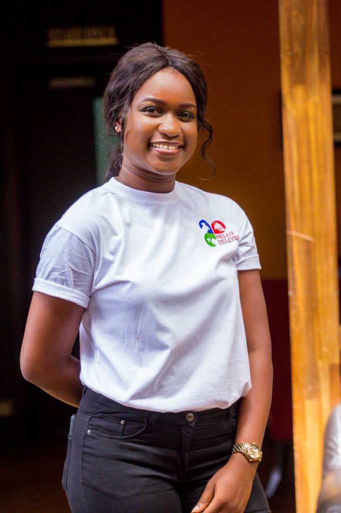Regal_hub's tweet photo. Our Pretty and Cherished Ushers at work 👩🏾‍⚖️🎗 Let us always meet each other with smile, for the smile is the beginning of love.❤️😘 Join Regal Hub now 🥂

#ghushers #ghgirls #events #ushering #modeling #weddings #parties https://t.co/wJB5BU9dF3