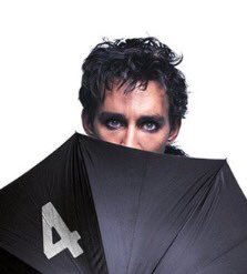TheSheehab's tweet photo. So we have two panels featuring @RobMSheehan at New York Comic Con today, for Mortal Engines &amp; The Umbrella Academy. It's going to be an interesting day! Expecting trailers, an air date (for @UmbrellaAcad ), lots of information &amp; plenty of laughs! #robertsheehan https://t.co/7DYSUoF8FP