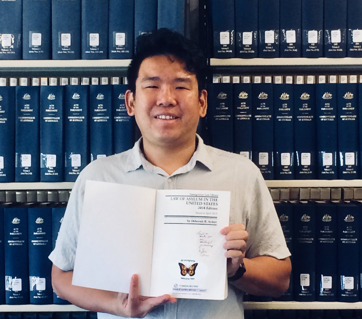 CDUniLibrary's tweet photo. Congratulations to Errol Chua a recent CDU school of law graduate who participated in the Harvard Immigration and Refugee Clinical Internship. He brought back a signed copy of Law of Asylum in the United States for you to borrow :-)
#law #asylum #cdulibrary #cdulawschool https://t.co/E6YRD4vUON