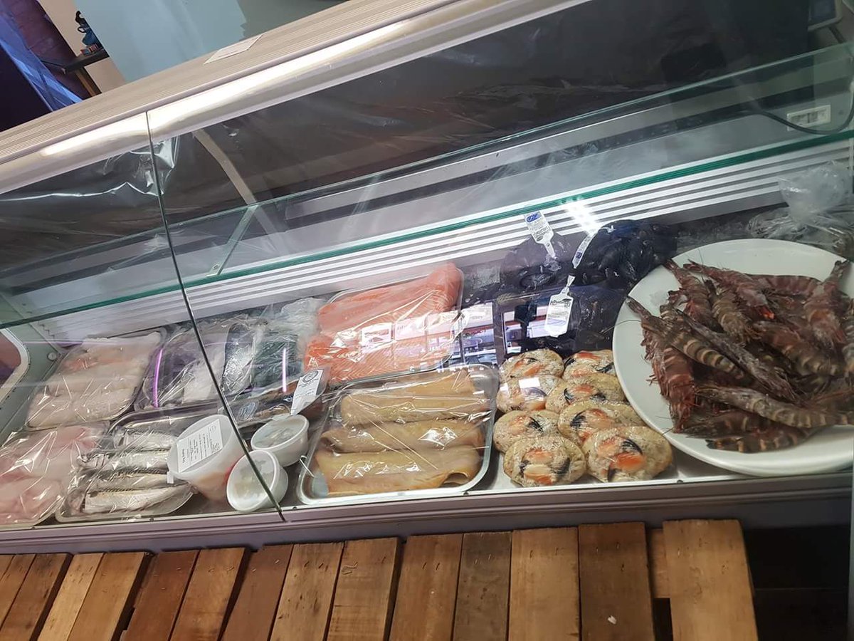 5adayalcester's tweet image. Fish Friday! Get to us early as we sell out fast! #freshfish #healthydiet @visitalcester